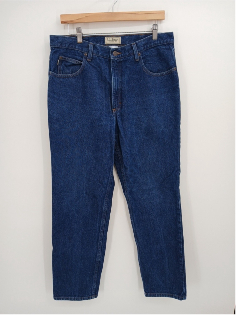 LL Bean Classic Fit Denim Jeans Mens 34x30 Straight Leg 100% Cotton Casual Work